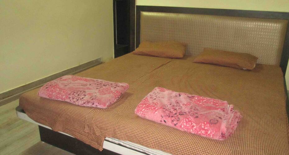 Hotel Royal Punjab Lodging & Boarding, Nanded 2